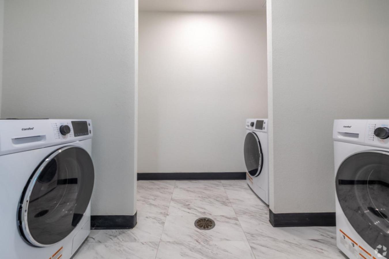 Aparthotel Reese Tower Tulsa Zewnętrze zdjęcie