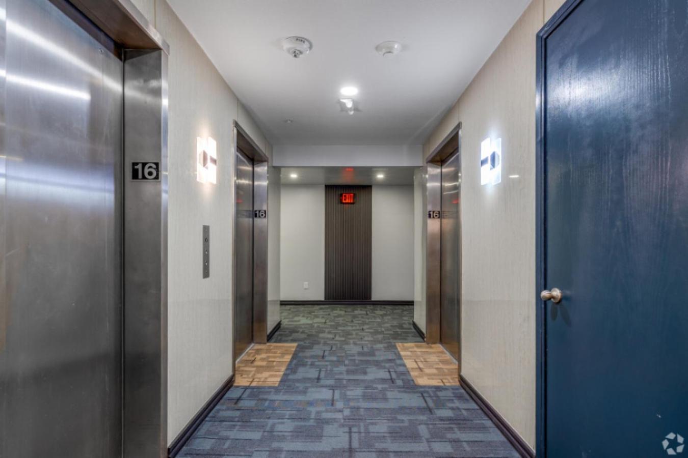 Aparthotel Reese Tower Tulsa Zewnętrze zdjęcie